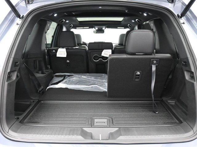 Used 2025 Honda Pilot Black Edition image 35