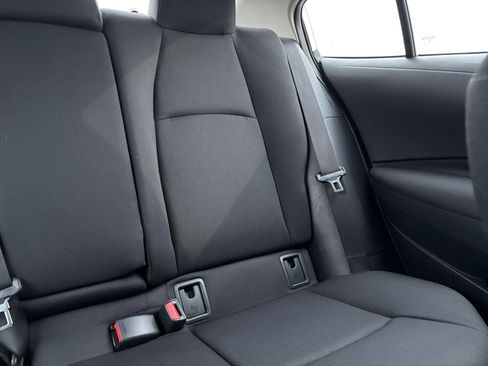 Used 2025 Toyota Corolla LE image 36