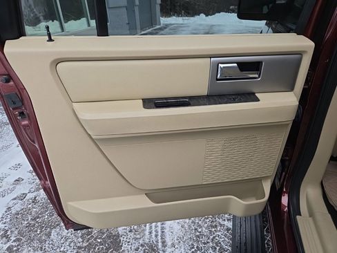 Used 2017 Ford Expedition EL Limited w/ Equipment Group 301A image 25