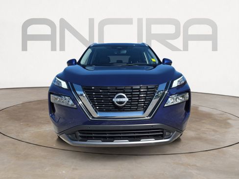 Used 2023 Nissan Rogue SL w/ SL Premium Package image 4