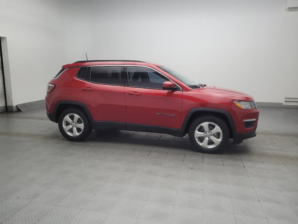 Used 2019 Jeep Compass Latitude FWD image 11