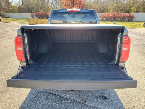 Used 2015 Chevrolet Colorado LT w/ LT Convenience Package image 25