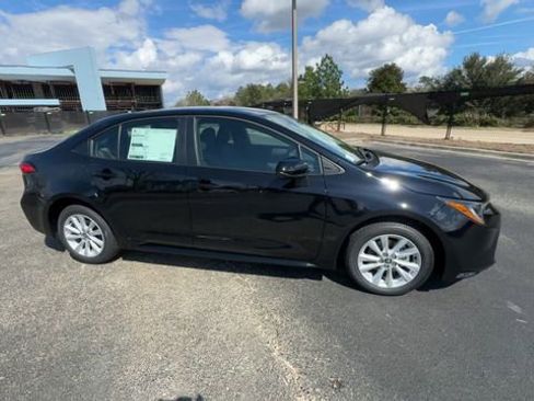 New 2026 Toyota Corolla LE image 18