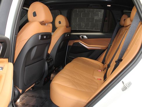 Used 2024 BMW X5 sDrive40i image 43