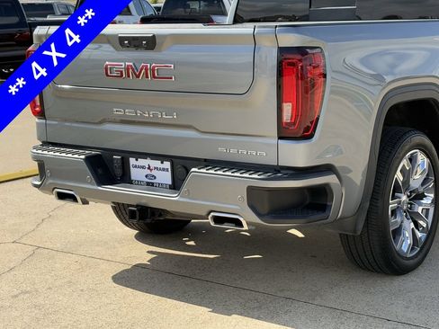 Used 2024 GMC Sierra 1500 Denali w/ Denali Reserve Package AWD/4WD image 8