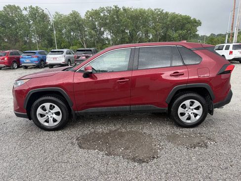 Used 2022 Toyota RAV4 LE AWD/4WD image 6