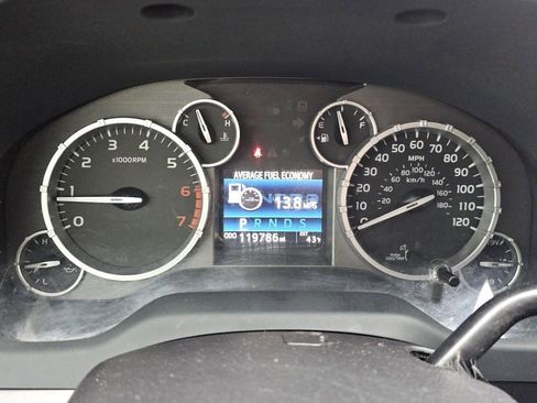 Used 2015 Toyota Tundra SR5 w/ TRD Off Road Package AWD/4WD image 30