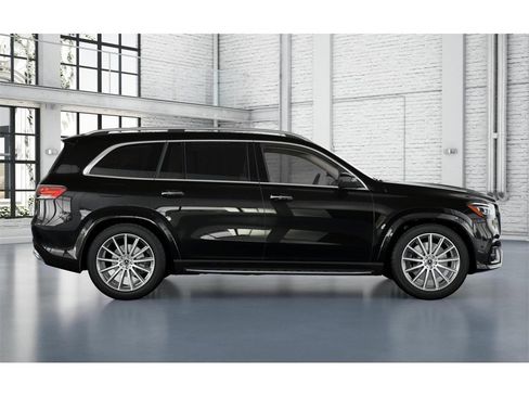 New 2026 Mercedes-Benz GLS 580 4MATIC image 2