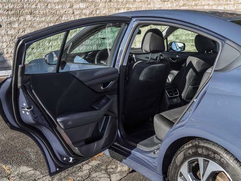 Used 2023 Subaru Legacy Premium image 19