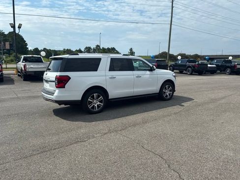 Used 2024 Ford Expedition Max Limited AWD/4WD image 17