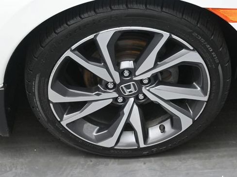 Used 2020 Honda Civic Touring image 41