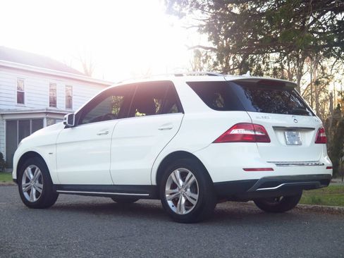 Used 2012 Mercedes-Benz ML 350 4MATIC image 3