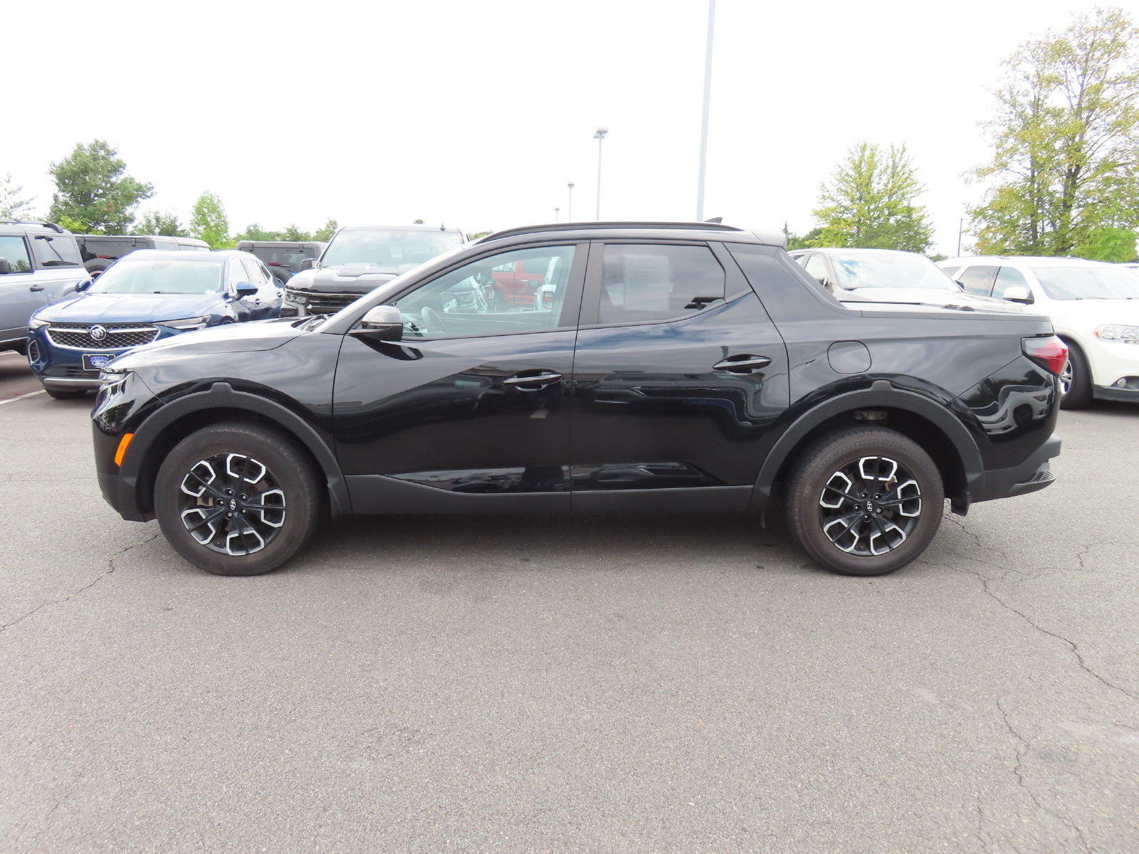 Used 2023 Hyundai Santa Cruz SEL Premium AWD/4WD image 7