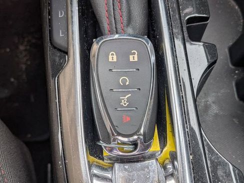 Used 2022 Chevrolet TrailBlazer RS w/ Sun and Liftgate Package AWD/4WD image 24