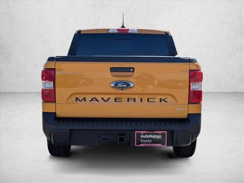 Used 2022 Ford Maverick Lariat w/ Equipment Group 500A Standard image 6