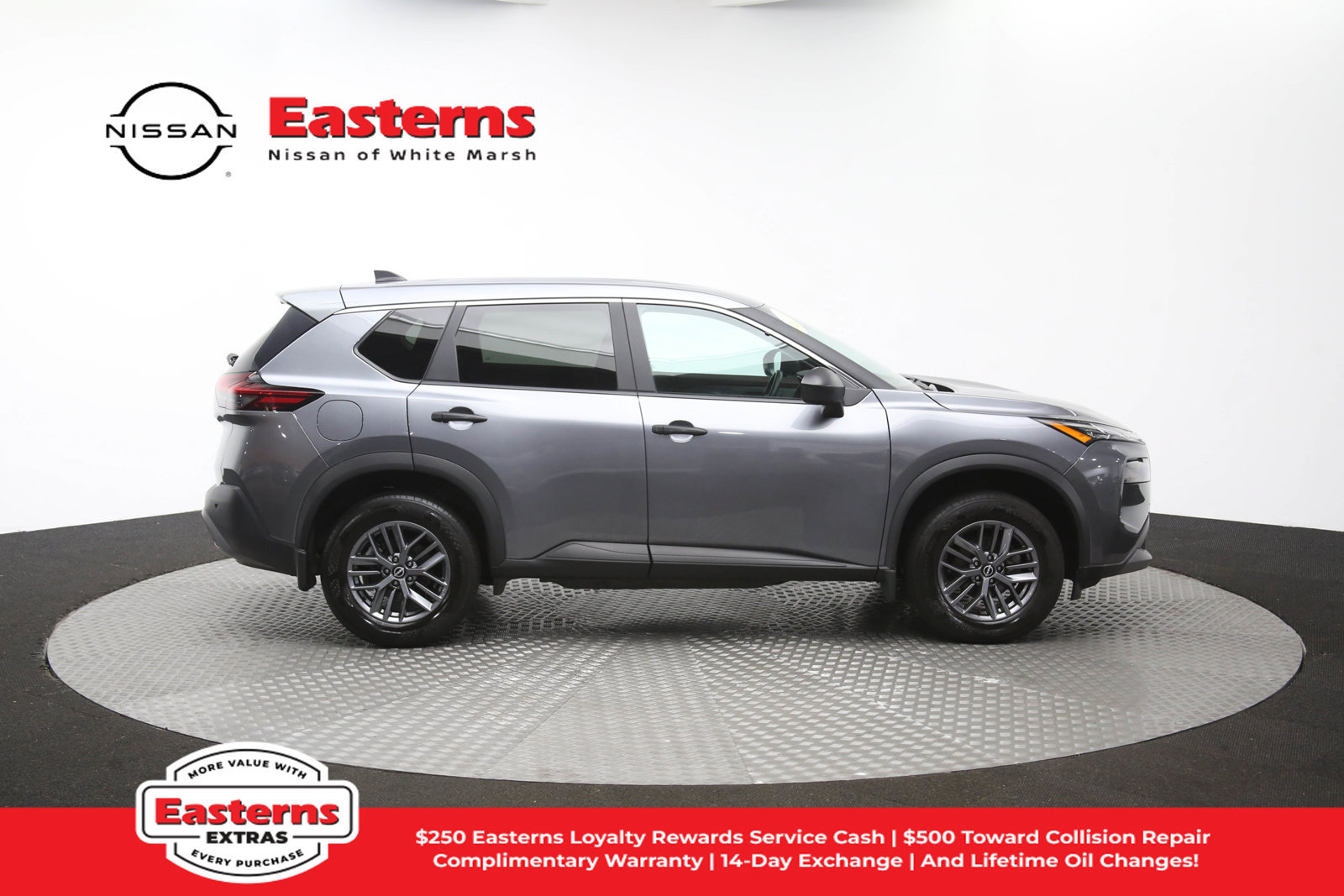 Used 2023 Nissan Rogue S AWD/4WD image 43
