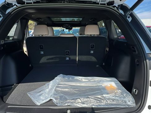 New 2026 Jeep Grand Cherokee Limited w/ Limited Altitude Package image 13