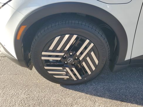 New 2026 Nissan Leaf SV+ image 4