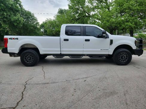 Used 2019 Ford F350 XL w/ Power Equipment Group AWD/4WD image 18