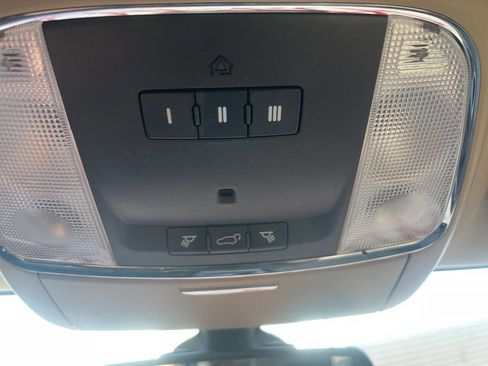 Used 2014 Jeep Grand Cherokee Limited image 25