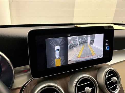 Certified 2022 Mercedes-Benz GLC 300 4MATIC image 29