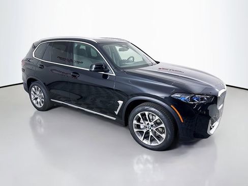 New 2026 BMW X5 xDrive40i image 1