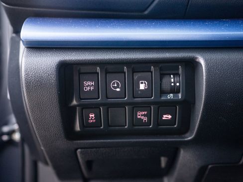 Used 2020 Subaru Crosstrek Hybrid w/ Moonroof Package w/Navigation image 27