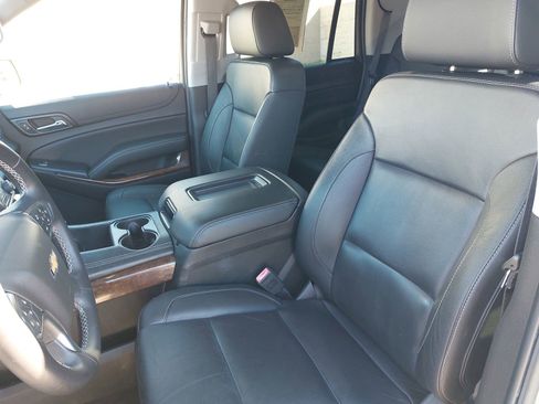 Used 2018 Chevrolet Tahoe LT image 17