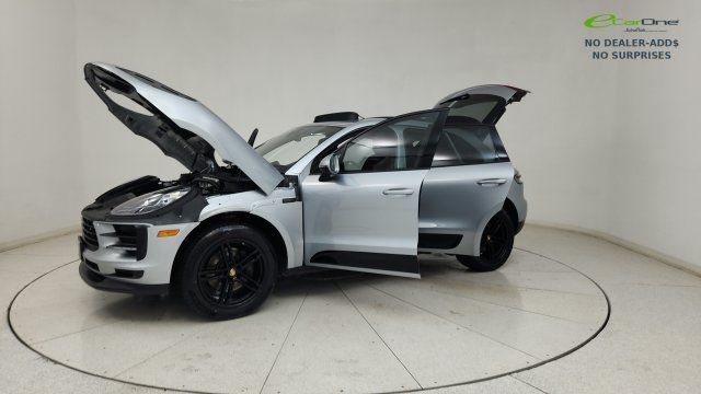 Used 2019 Porsche Macan AWD/4WD image 15