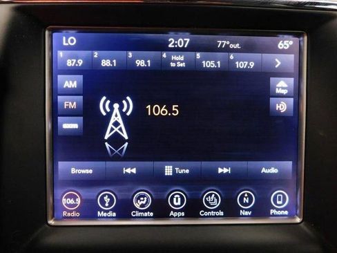 Used 2018 Jeep Grand Cherokee Limited image 50