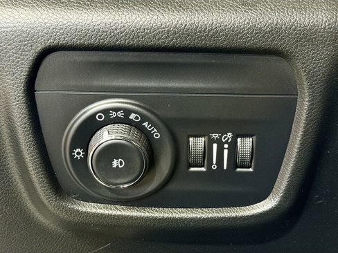 Used 2023 Jeep Grand Cherokee L Overland AWD/4WD image 20