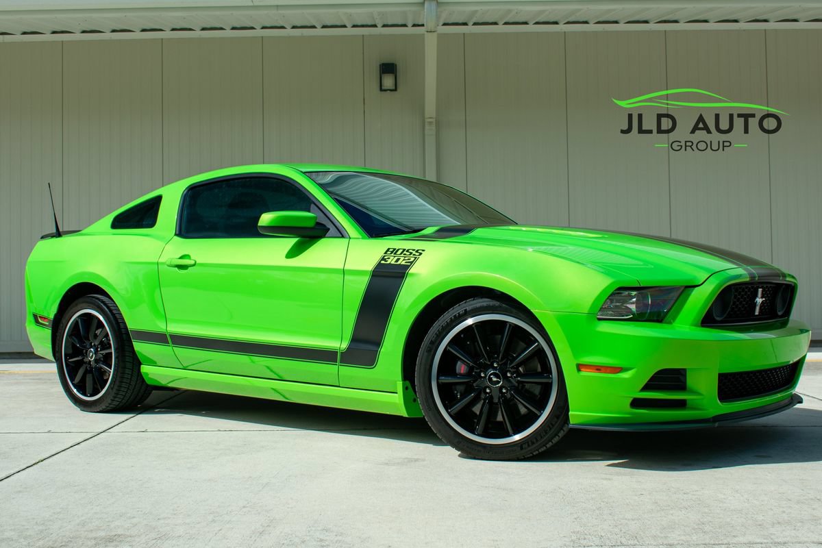 Used 2013 Ford Mustang Boss 302 w/ Boss 302 Accessory Pkg RWD image 1