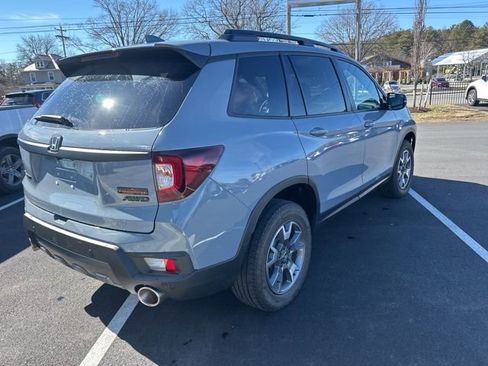 Used 2023 Honda Passport TrailSport image 4
