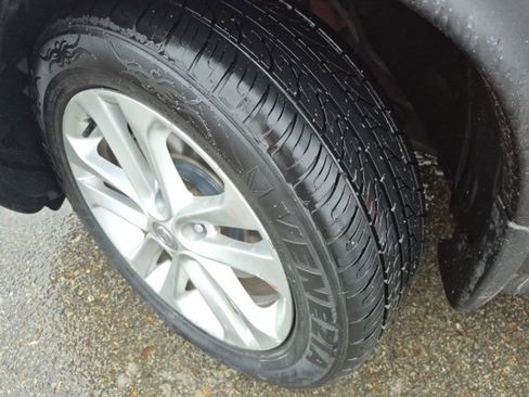 Used 2015 Nissan Juke SV w/ Technology Package image 23