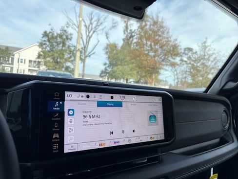 New 2026 Jeep Wrangler Unlimited Rubicon w/ Xtreme 35 Tire Package image 27