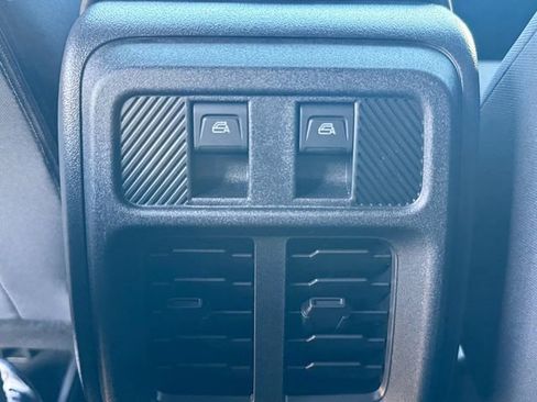 New 2025 Ford Bronco Big Bend image 8