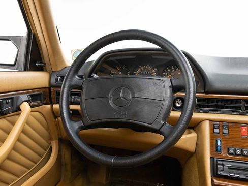 Used 1991 Mercedes-Benz 350 SD image 10