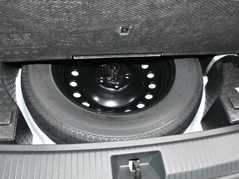 New 2026 Volkswagen Tiguan SE AWD/4WD image 25