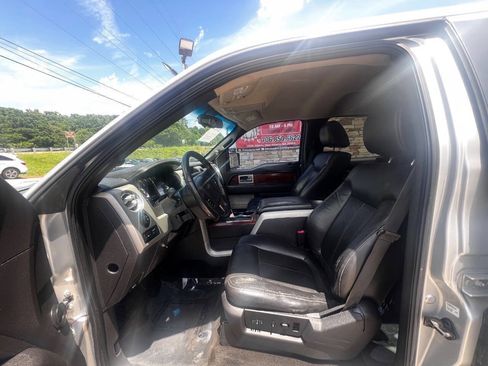 Used 2010 Ford F150 Lariat RWD image 14