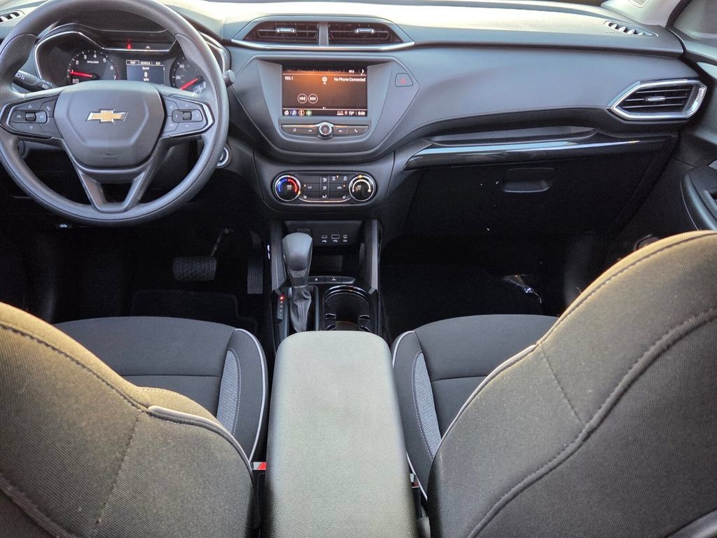 Certified 2023 Chevrolet TrailBlazer LT FWD image 6