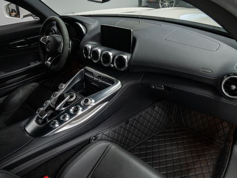 Used 2016 Mercedes-Benz AMG GT S image 13