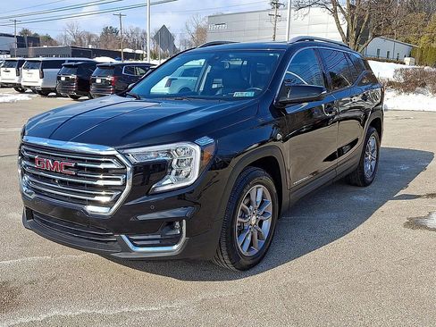 Certified 2022 GMC Terrain SLT w/ Tech Package image 4
