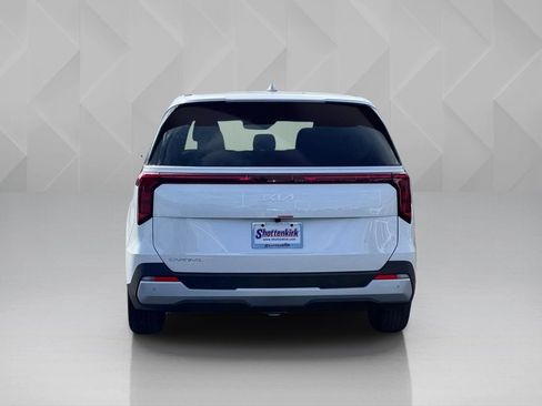 New 2026 Kia Carnival FWD image 6