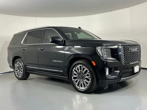 Used 2024 GMC Yukon Denali Ultimate image 1