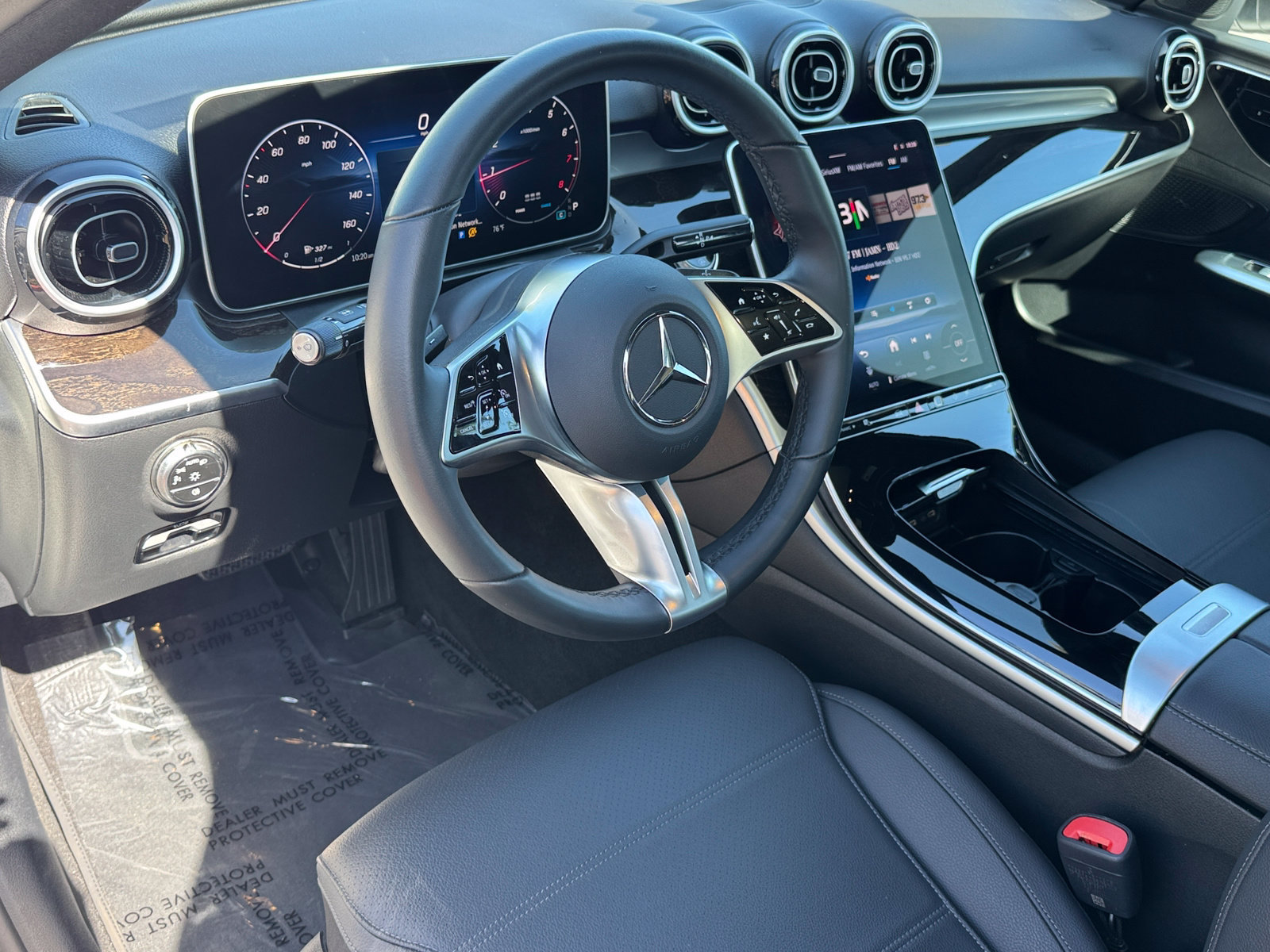 Used 2025 Mercedes-Benz C 300 4MATIC Sedan image 18