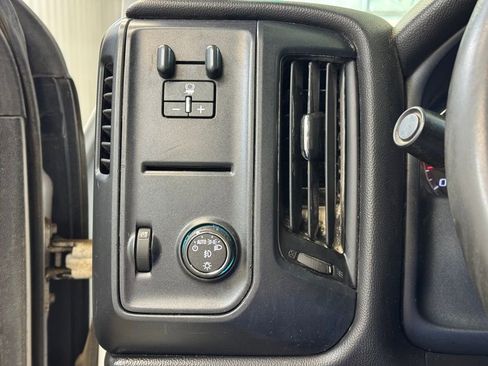 Used 2015 Chevrolet Silverado 2500 W/T image 22