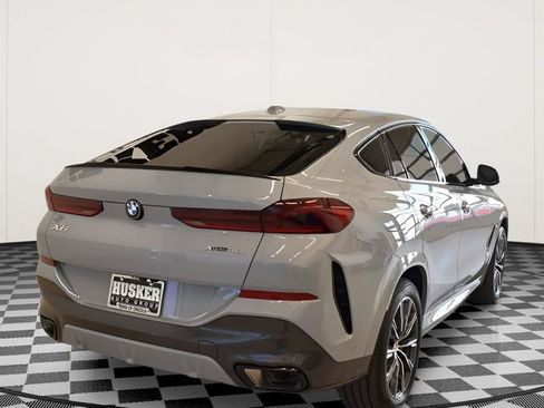 New 2027 BMW X6 xDrive40i w/ Premium Package AWD/4WD image 4