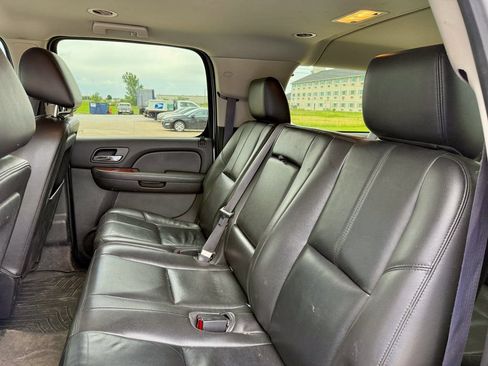 Used 2013 GMC Yukon XL SLT AWD/4WD image 12