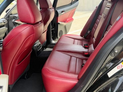 Used 2014 Lexus IS 250 w/ F-Sport Package RWD image 11