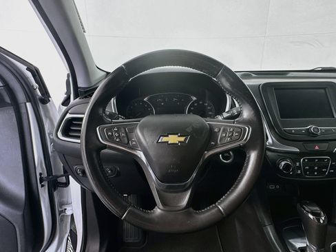 Used 2021 Chevrolet Equinox LT FWD image 11